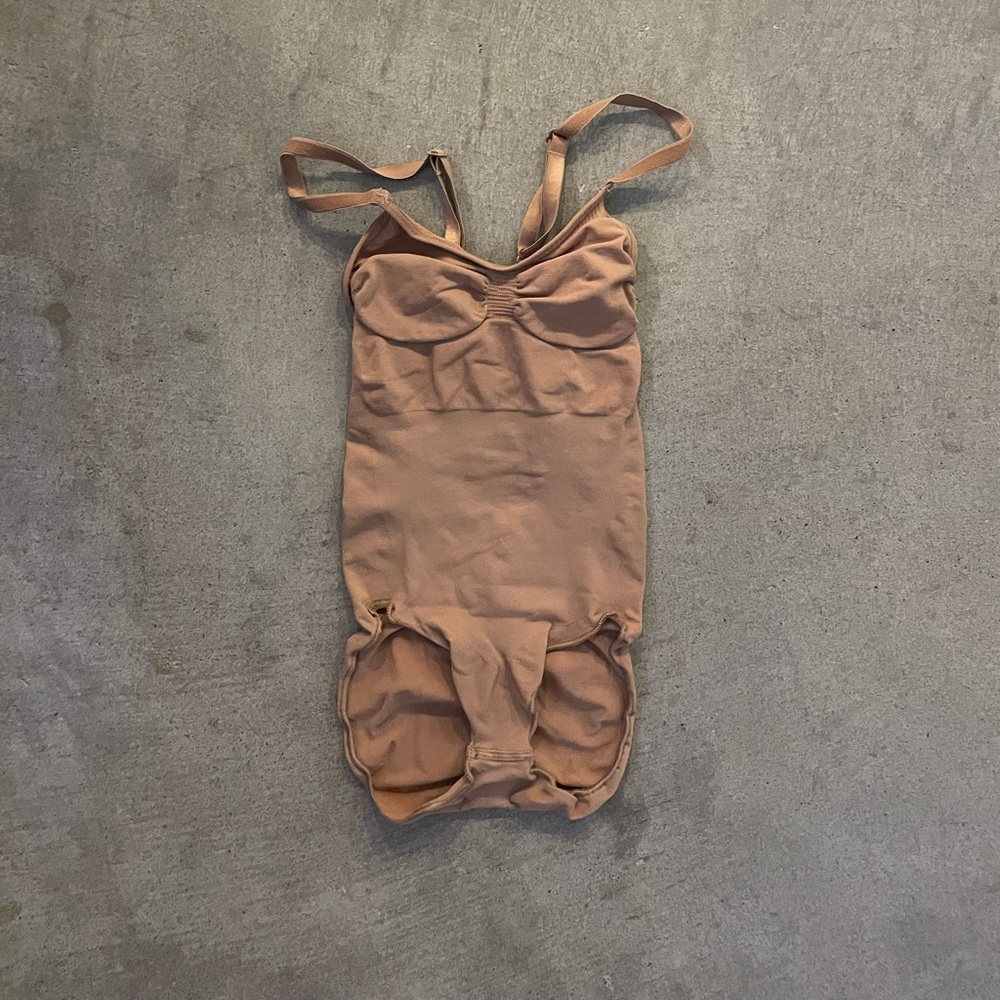 SIENNA SCULPTING BODYSUIT